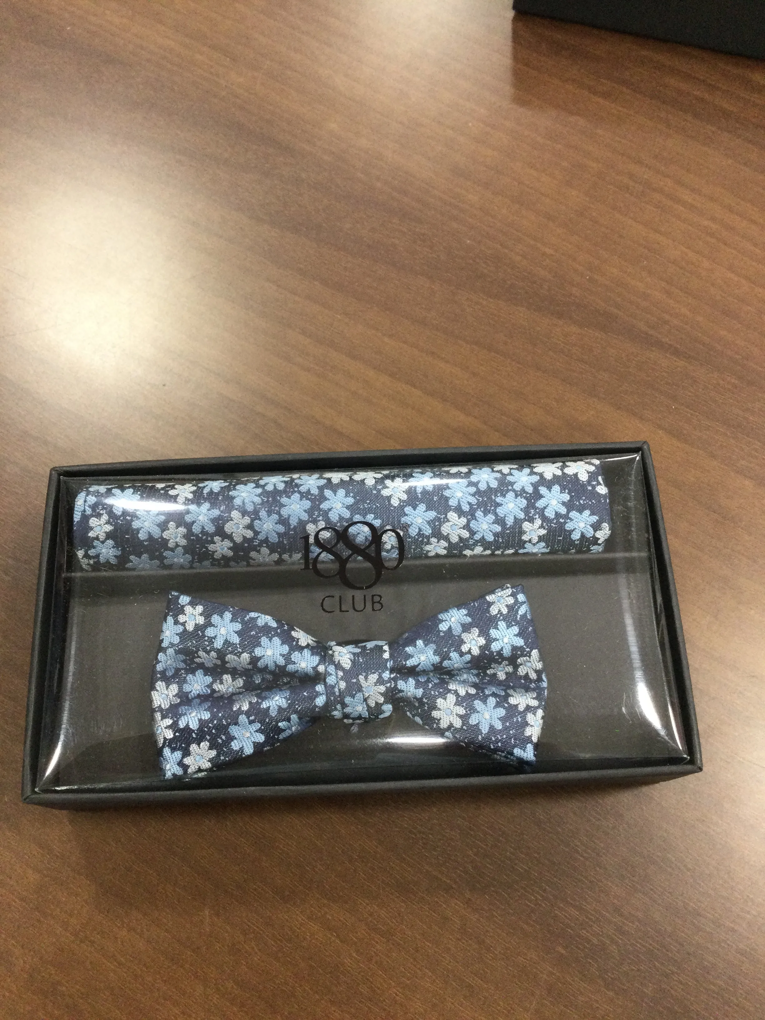 1880 Club Bow Tie and Pocket Square Set