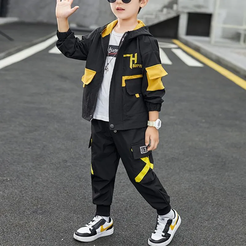 2-piece Color-block Pocket Design Coat & Pants for Boy