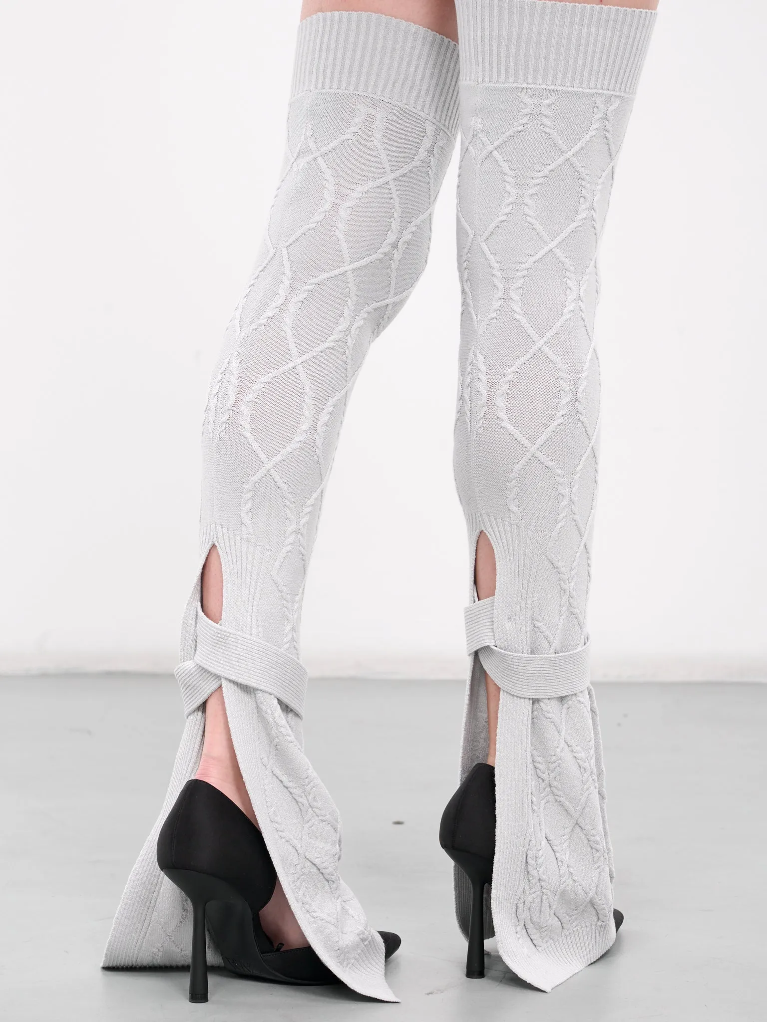 Cable-Knit Leg Warmers (998-004-GREY)