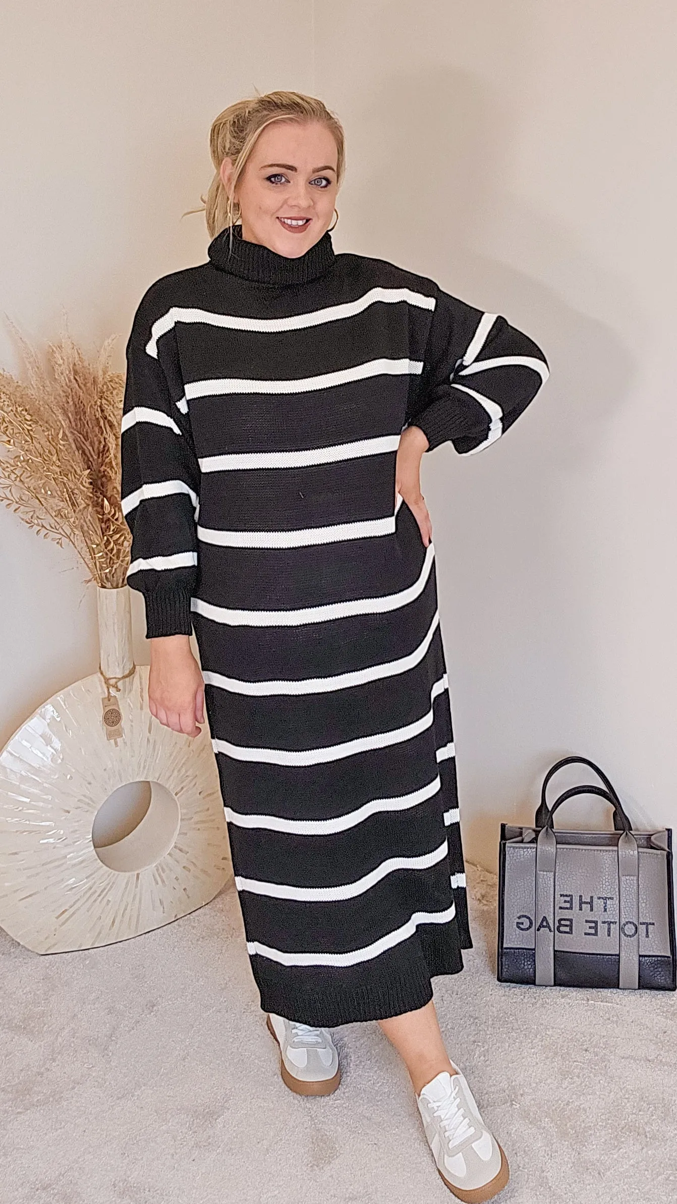 Klara Black/White Knit Dress