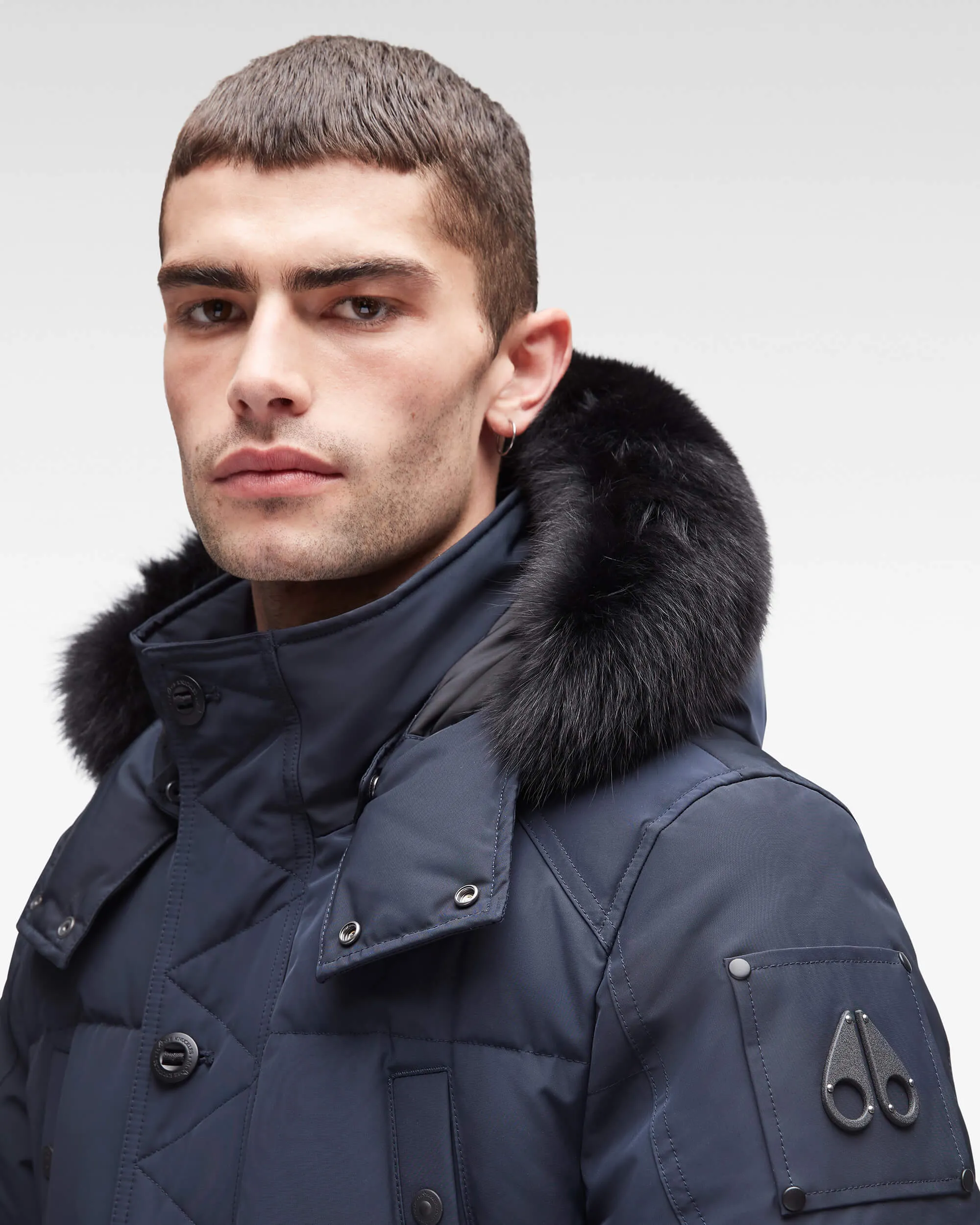 ONYX ROUND ISLAND JACKET