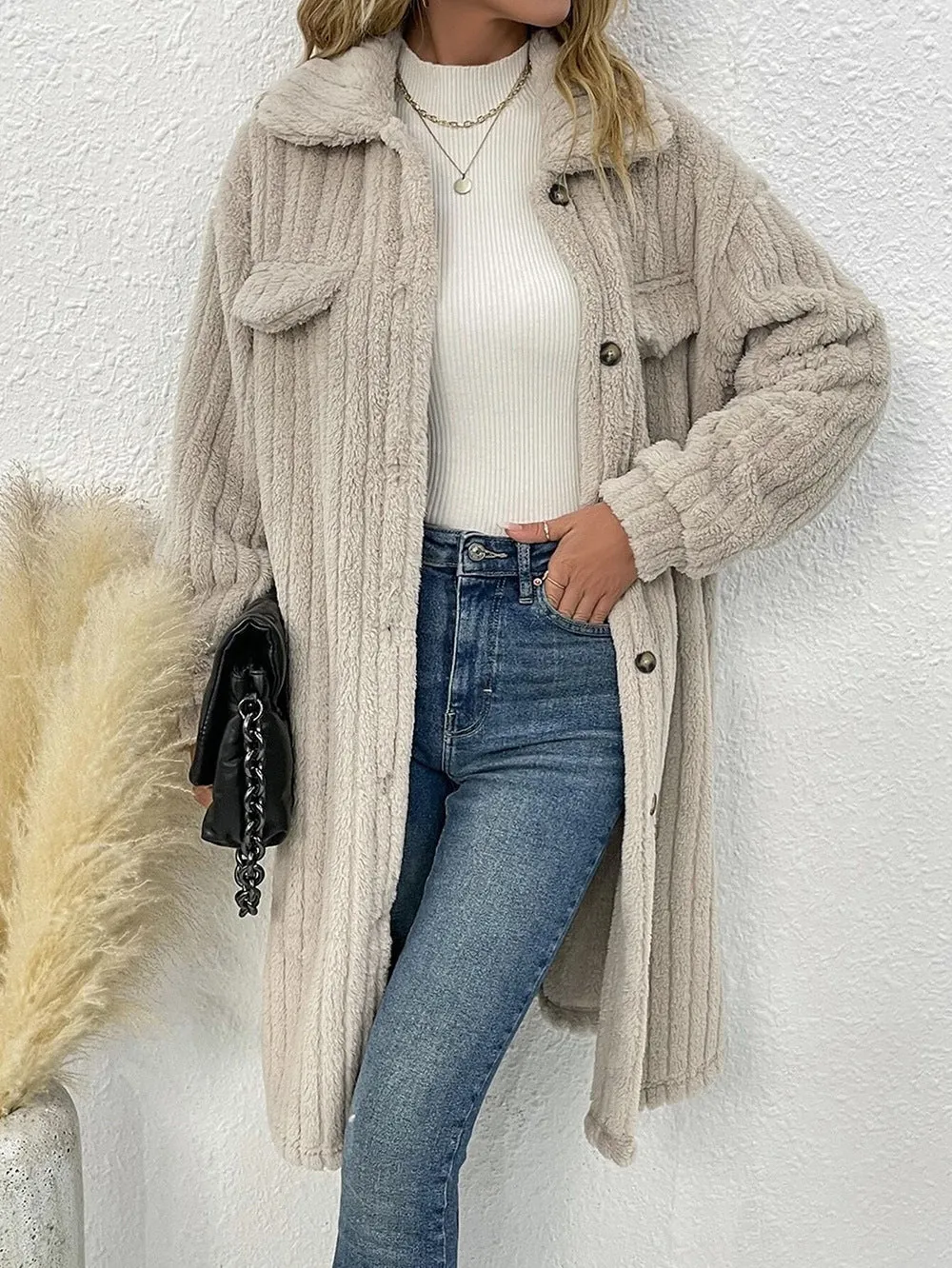 Plush lapel long sleeve long coat