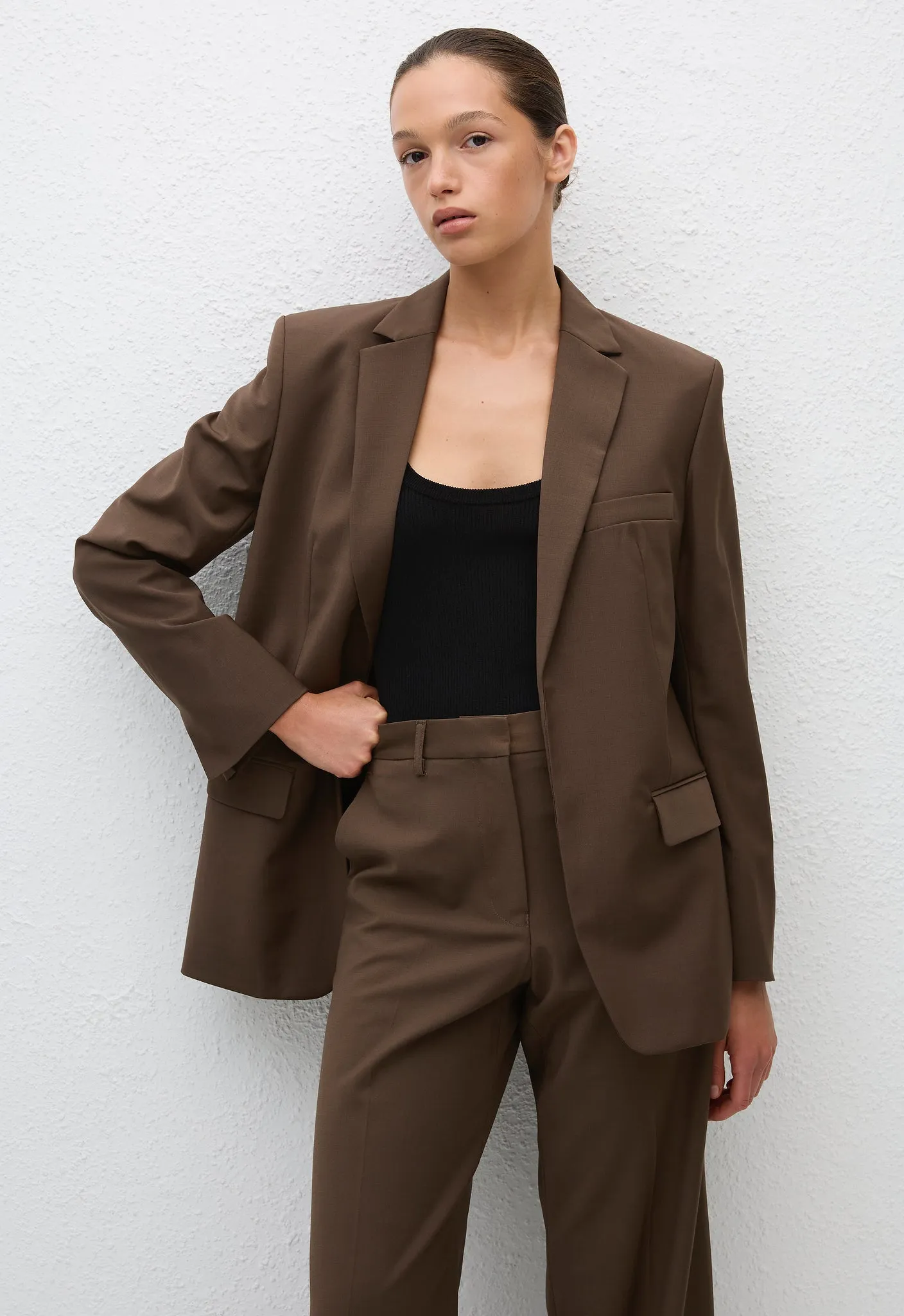 Relaxed Tailored Blazer - Coffee