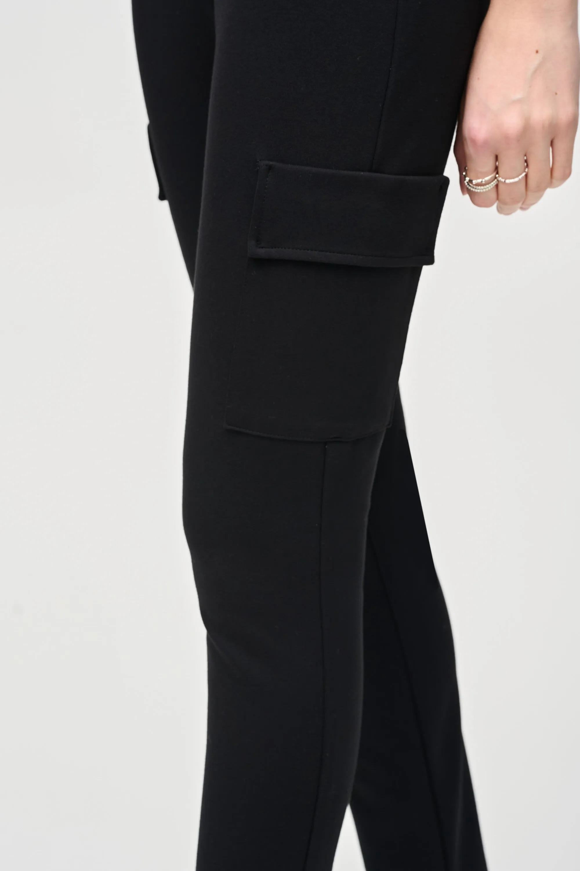 Silky Knit Slim Fit Cargo Pants
243045